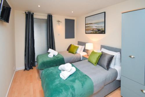 Silicon Court -Milton Keynes -4 bedroom Sleeps 7 gîte à louer National Bowl