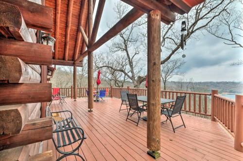 Private Eureka Springs Cabin with Beaver Lake Views! - image 13