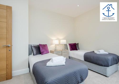 Picture of Luxury 2 Bed Apartment By 7 Seas Property Serviced Accommodation Maidenhead With Parking And Wifi