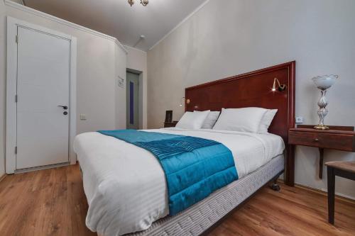 House 52 Boutique Hotel Room Type - Standard Double Room
