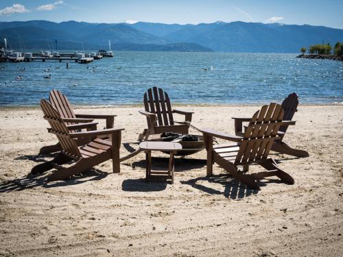 Seasons at Sandpoint Managed by Elite Alliance Hospitality