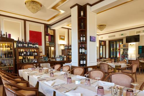 Ресторан, Hotel Civita in Атріпальда