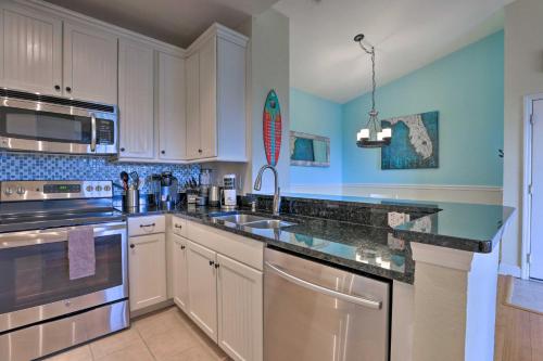 Lovely Resort Condo Near Disney, Golf and Dining! in Kissimmee, USA