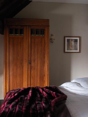 2 twin beds