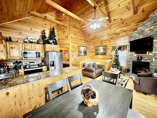 Wears Mountain Lane Cabin 3668 - image 11