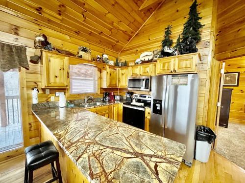 Wears Mountain Lane Cabin 3668 in Sevierville, USA
