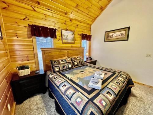 Wears Mountain Lane Cabin 3668 - image 6