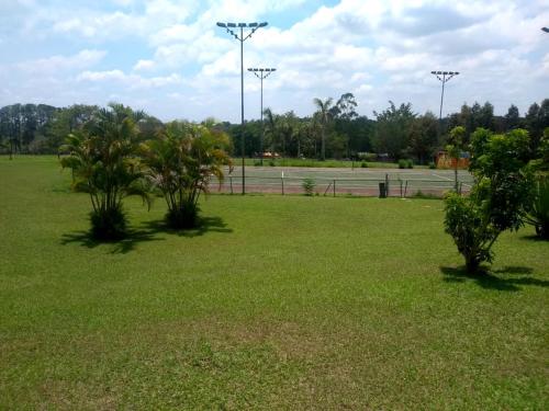 Bela Chacara com sauna lareira e lazer em Itu SP