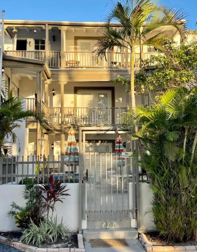 Little Paris by the ocean self check in 5