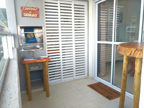 Apartment with Sea View image 4