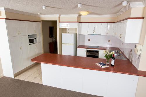 Springwood Tower Apartment Hotel