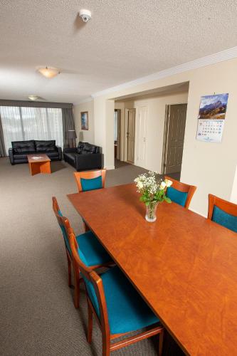 Springwood Tower Apartment Hotel