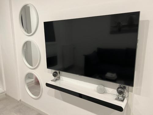 Fancy Penthouse Studio with Lakeview W10