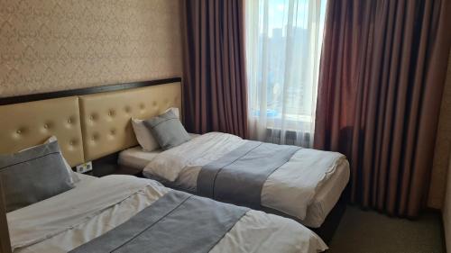 Corona Hotel - image 12