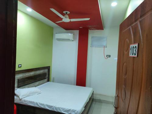 Hotel White Stone