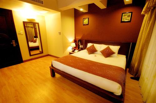 Two-Bedroom Apartment image 5