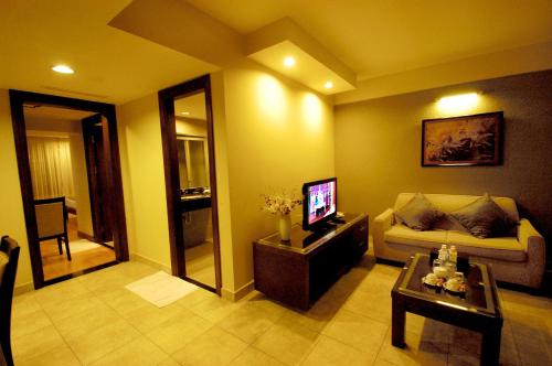 Two-Bedroom Apartment image 4