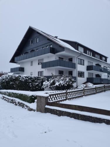 Ferienwohnung Schanzenblick - Apartment - Winterberg