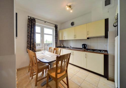 Klimatyczne Apartamenty Sun Seasons 24 w Szklarskiej Porębie by Noclegi Renters, Szklarska Poręba (foto 5)