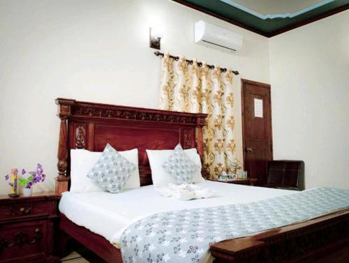 Deluxe Apartments