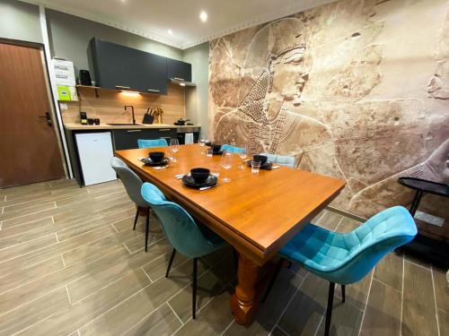 Iekārtas, Capsule Egypte - Jacuzzi - Sauna - Billard - Netflix & Home cinéma - Nintendo switch & jeu - (Capsule Egypte - Jacuzzi - Sauna - Billard - Netflix & Home cinema - Nintendo switch & jeu -) in Ennetieres-en-Weppes (Nord-Pas-de-Calais)