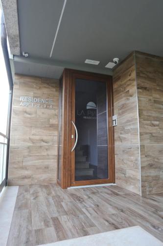 2 bedrooms, 4 beds
