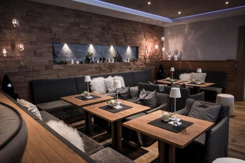 Közös társalgó / TV, Verwohn-Wellnesshotel Walserhof in Hirschegg (Vorarlberg)