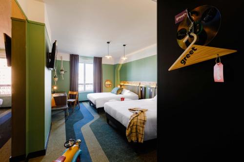 Greet Hotel Lyon Confluence - image 11
