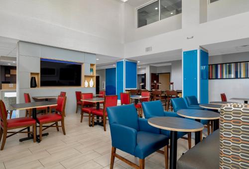 Holiday Inn Express Hotel & Suites Lufkin South By IHG - 식음료(F&B)