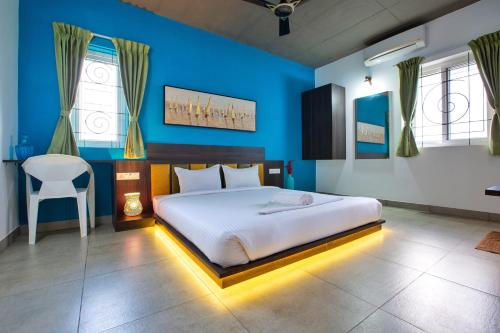 . Sarvam Serviced Apartment