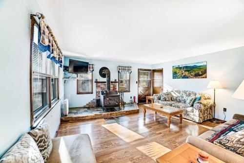 Antler Lake House - Athol, NY