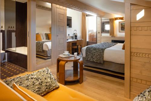 Superior Double Room (Top Floor)