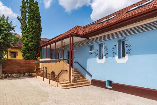 Nikolas Haus Premium Historic Center Stay & Free Parking 4