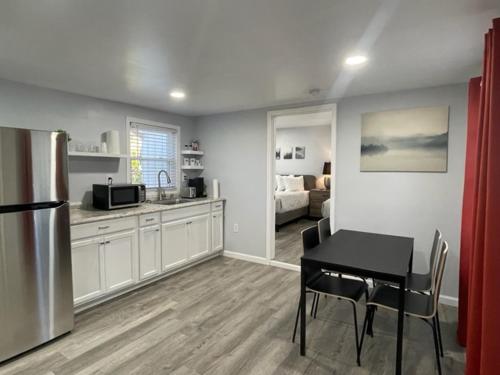 Veda Inn & Cottages 5