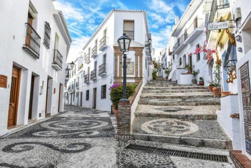 SUNNY BEACH APARTMENT IN CALACEITE