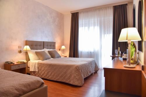 Hotel Crystal - image 14
