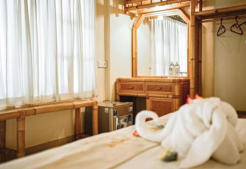 Amed Cafe & Hotel Kebun Wayan Room Type - Superior Double or Twin Room Amed Cafe & Hotel Kebun Wayan Room Type - Superior Double or Twin Room
