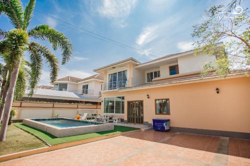 Pattaya TY Holiday Resort 3-Star Hotel exterior