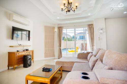 Pattaya TY Holiday Resort 3-Star Hotel suite