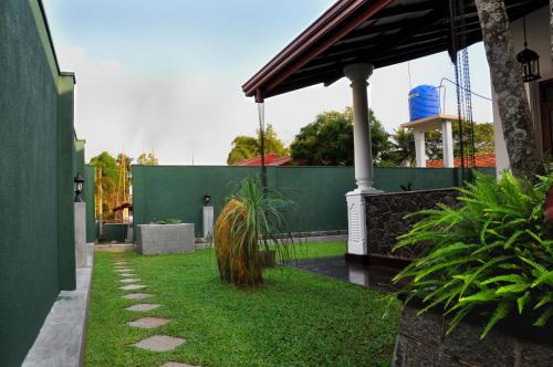 Mama Villa Hikkaduwa - image 4