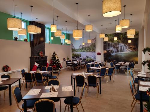 Étterem, Hotel Iri in Busteni