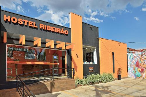 HOTEL & HOSTEL RIBEIRAo