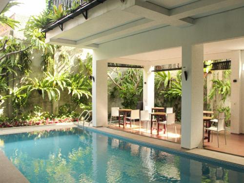 Rion Hostel Bogor, Bogor