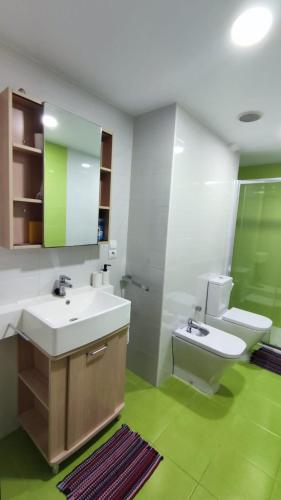 Habitación con cama doble, piso compartido en Avenida Blasco Ibáñez, Valencie (fotografie 5)