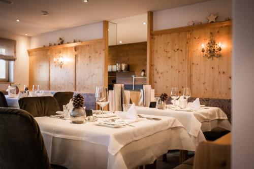 333002951 Hotel Sonnegg