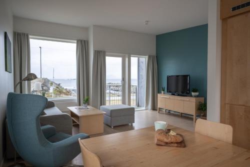Two-Bedroom Apartment with Sea View