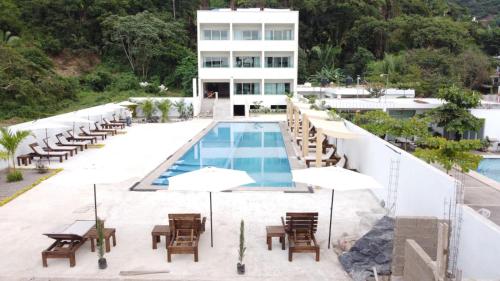 MALAKI in Los Ayala, Mexico