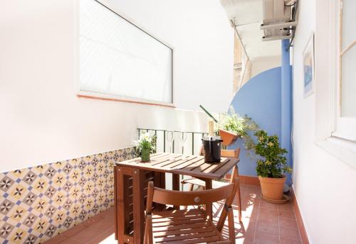Centric Apartment El Molino Theater p1, Barcelona