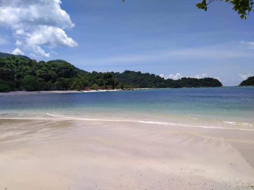 48 悠之处NO . 48, PERSIARAN ALAM IMPIAN 3 VILLA RIADAH ALAM IMPIAN PANGKOR, 32300 PANGKOR , PERAK.