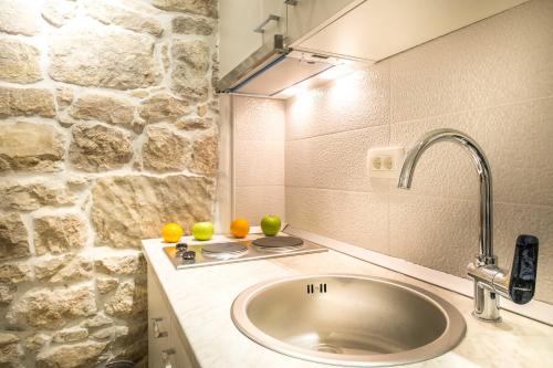 Split Oasis Studio Apartments, Split (photo 6)